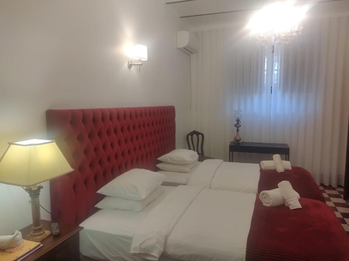 Гостевой дом Casa Do Infante Феррейра-ду-Алентежу Экстерьер фото